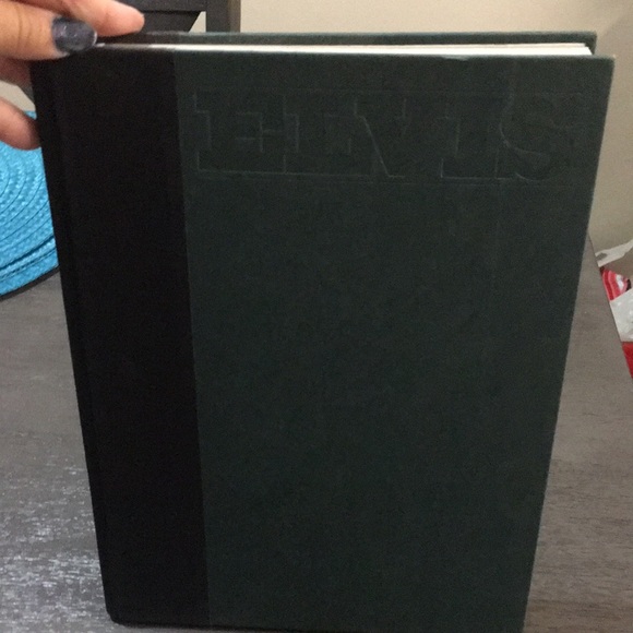 ELVIS the book - Picture 15 of 15